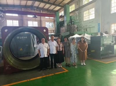 百名教師訪百企 國(guó)際經(jīng)濟(jì)與貿(mào)易專(zhuān)業(yè)教師深入微電機(jī)及電機(jī)制造企業(yè)調(diào)研學(xué)習(xí)